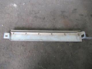 ресничка (ус) фары Mercedes-Benz W124 1 поколение 1989, 1248850385