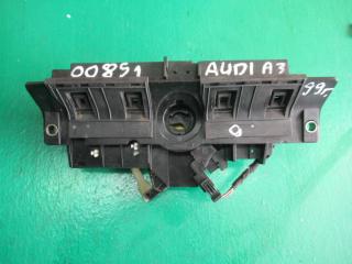 замок багажника Audi A3 8L 1999, 1.8 л., бензин, МКПП, хетчбэк 5 дв., 8D9827565H, 4B0827565