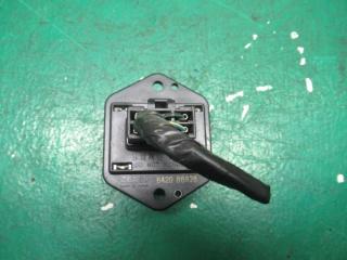 сопротивление печки Honda Civic 6 поколение (EJ/EK/EM) 1996, 1.4 л., бензин, МКПП, хетчбэк 5 дв., 642086928