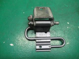 петля двери Audi A6 C5 [рестайлинг] 2002, 2.4 л., бензин, АКПП, универсал, 4B0833412B