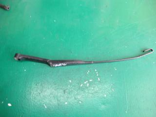 щеткодержатель (поводок стеклоочистителя, дворник) Audi A6 4A/C4 1996, 4A1955408A