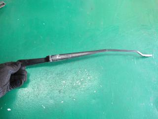 щеткодержатель (поводок стеклоочистителя, дворник) Skoda Fabia 1 поколение (6Y) 2000, 6Y1955410