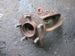 ступица передняя левая Ford Focus 2 поколение 2008, 1.8 л., дизель