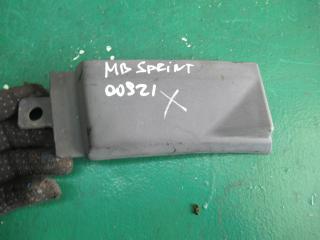 молдинг крыла Mercedes-Benz Sprinter 2 поколение (W906) 2007, 2.2 л., дизель, МКПП, микроавтобус, A9068802871