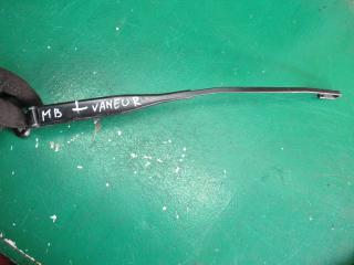 щеткодержатель (поводок стеклоочистителя, дворник) Mercedes-Benz Vaneo W414 2003, 1.7 л., дизель, МКПП, минивэн, A1688200644