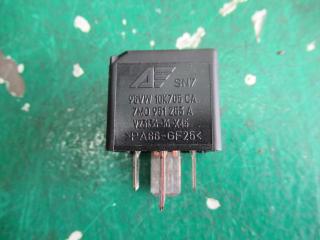 блок управления вентилятором (реле) Volkswagen Bora 1 поколение 1999, 1.6 л., бензин, МКПП, седан, 7M0951253A