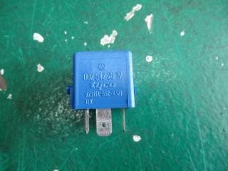 реле (прочие) Mercedes-Benz Vaneo W414 2003, 1.7 л., дизель, МКПП, минивэн, 0025422519
