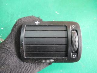 дефлектор обдува салона Volkswagen Passat B5 2000, 1.9 л., дизель, МКПП, универсал, 3B0819703D