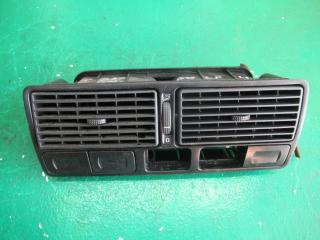 дефлектор обдува салона Volkswagen Golf 3 поколение 1999, 1.4 л., бензин, МКПП, хетчбэк 5 дв., 1J0819728C