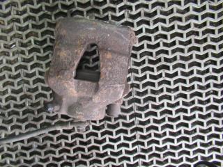 суппорт передний левый Volkswagen Golf 3 поколение 1999, 1.4 л., бензин