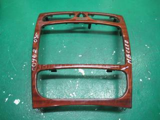 рамка под магнитолу Mercedes-Benz C-Класс W203/S203/CL203 2003, 2.2 л., дизель, АКПП, универсал, A2036802539