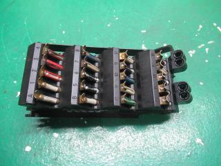 блок предохранителей Mercedes-Benz W124 1 поколение 1993, 2.0 л., дизель, МКПП, седан, 1245402050