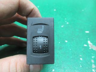 кнопка обогрева сидений Volkswagen Passat B5 1997, 1.9 л., дизель, МКПП, универсал, 3B0963564C