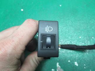 кнопка корректора фар Audi A4 B5 1998, 1.8 л., бензин, МКПП, универсал, 8D0941301