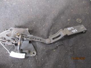 замок капота Audi A6 4B/C5 1999, 1.8 л., бензин, МКПП, универсал