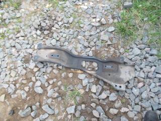 балка подвески передняя (подрамник) Kia Rio 1 поколение [рестайлинг] 2003, 1.3 л., бензин, МКПП, седан