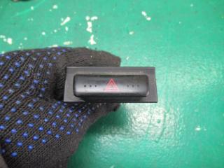 кнопка аварийной сигнализации Mazda MPV 2 поколение [рестайлинг] 2004, 2.0 л., дизель, МКПП, минивэн, 03190020