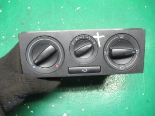 блок управления печки / климат-контроля Volkswagen Lupo 1 поколение 1998, 1.0 л., бензин, МКПП, хетчбэк 5 дв., 1J0819045F