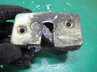 замок двери Volkswagen Transporter T4 1992, 2.4 л., дизель, МКПП, микроавтобус, 701843604A