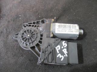 моторчик стеклоподъемника задний правый Volkswagen Passat B5 1998, 3B9839752CM