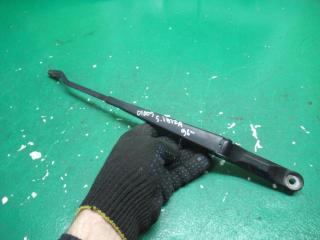 щеткодержатель (поводок стеклоочистителя, дворник) SEAT Ibiza 2 поколение 1996, 1.4 л., бензин, МКПП, хетчбэк 5 дв.