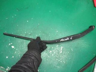 щеткодержатель (поводок стеклоочистителя, дворник) Mazda 6 GG 2003