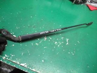 щеткодержатель (поводок стеклоочистителя, дворник) Chrysler Grand Voyager 4 поколение 2002, 2.5 л., дизель, МКПП, минивэн, 04717365B