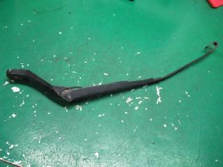 щеткодержатель (поводок стеклоочистителя, дворник) Volkswagen Sharan 1 поколение 1999, 7M1955410