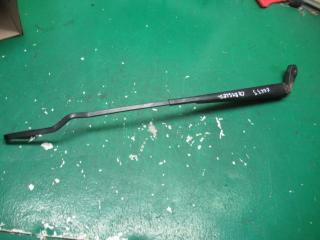 щеткодержатель (поводок стеклоочистителя, дворник) Chrysler Grand Voyager 4 поколение 2002, 2.5 л., дизель, МКПП, минивэн, 4717364B