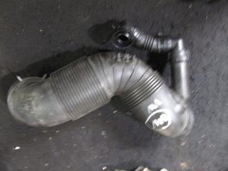 патрубок (трубопровод, шланг) Volkswagen Jetta 5 поколение 2006, 2.0 л., дизель, 3C0129654P