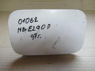 лючок топливного бака Mercedes-Benz E-Класс W210/S210 1997, 2.9 л., дизель, МКПП, седан, 2105840339