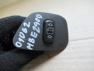 кнопка стеклоподъемника Mercedes-Benz E-Класс W210/S210 1997, 2.9 л., дизель, МКПП, седан
