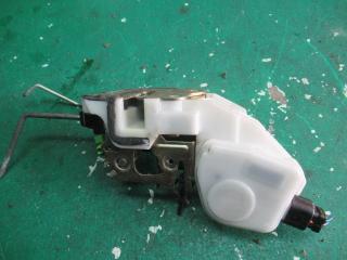 замок двери передней правой Mitsubishi Space Wagon 3 поколение (Typ N50) 2003, 2.4 л., бензин, АКПП, минивэн