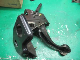 педаль тормоза Volkswagen Polo 4 поколение 2005, 6Q1721115D