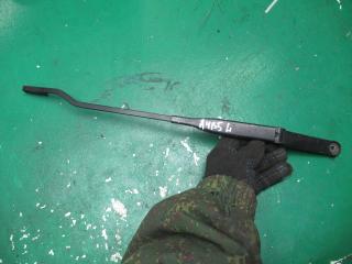 щеткодержатель (поводок стеклоочистителя, дворник) Audi A4 B5 1996, 8D1955407B