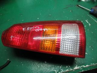фонарь задний правый Ford Focus 1 поколение [рестайлинг] 2004, 1.6 л., бензин, МКПП, универсал