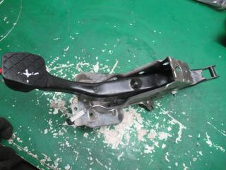 педаль тормоза Audi A3 8P 2004, 1.6 л., бензин, МКПП, хетчбэк 5 дв., 1K1721057L