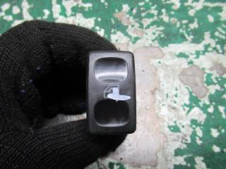 блок управления стеклоподъемниками Volkswagen Polo 3 поколение 1999, 1.4 л., бензин, МКПП, универсал