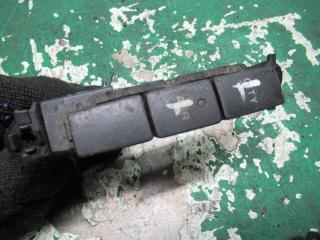 кнопка ручного тормоза (ручника) Fiat Stilo 1 поколение 2004, 1.6 л., бензин, МКПП, хетчбэк 5 дв.