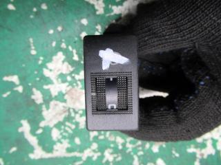 кнопка корректора фар Audi A4 B5 1998, 1.8 л., бензин, АКПП, универсал, 8D0941301