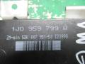 блок комфорта Volkswagen Golf 3 поколение 1998, 1.4 л., бензин, МКПП, хетчбэк 5 дв., 1J0959799Q - фото №2