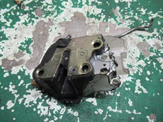 замок двери передней правой Toyota Corolla 7 поколение (E100) 1995