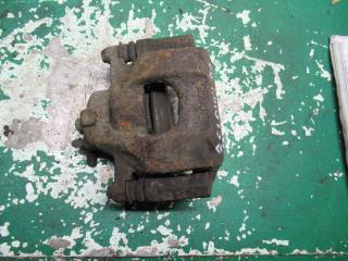 суппорт передний правый Citroen C1 1 поколение 2006, 1.0 л., бензин, МКПП, хетчбэк 5 дв.