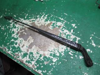 щеткодержатель (поводок стеклоочистителя, дворник) Chrysler Grand Voyager 3 поколение 1999, 3.3 л., бензин, АКПП, минивэн