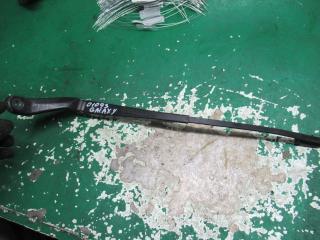 щеткодержатель (поводок стеклоочистителя, дворник) Ford Galaxy 1 поколение [рестайлинг] 2001, 2.0 л., бензин, МКПП, минивэн, 7M1955410H