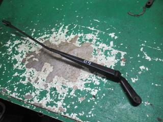 щеткодержатель (поводок стеклоочистителя, дворник) Volkswagen Golf 4 поколение 2001, 1J1955410A