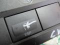 кнопка ручного тормоза (ручника) Ford Focus 1 поколение [рестайлинг] 2005, 1.6 л., бензин, МКПП, универсал - фото №5