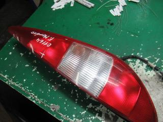 фонарь задний правый Ford Mondeo 3 поколение 2003, 1.8 л., бензин, МКПП, универсал