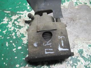 суппорт передний правый Volkswagen Golf 3 поколение 1994