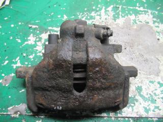 суппорт передний левый Volkswagen Sharan 1 поколение 1998, 1.9 л., дизель